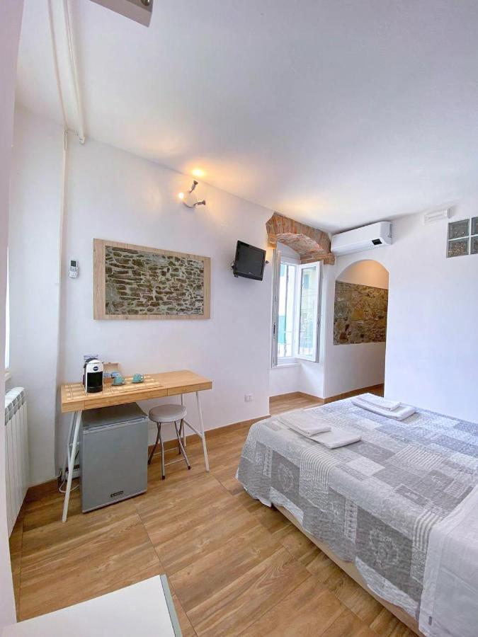 Double Room "Malvasia" - Casedirio Riomaggiore Buitenkant foto